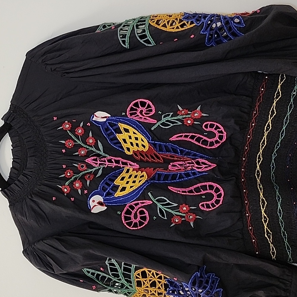 FarmRio Embroidered Puffsleeve  Black Dress Colorful Parrot Design Romantic Sz M - Picture 7 of 16